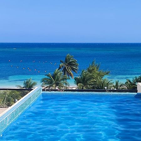 Modern 1 Bedroom Suite By Beach Great Location! Puerto Morelos Buitenkant foto