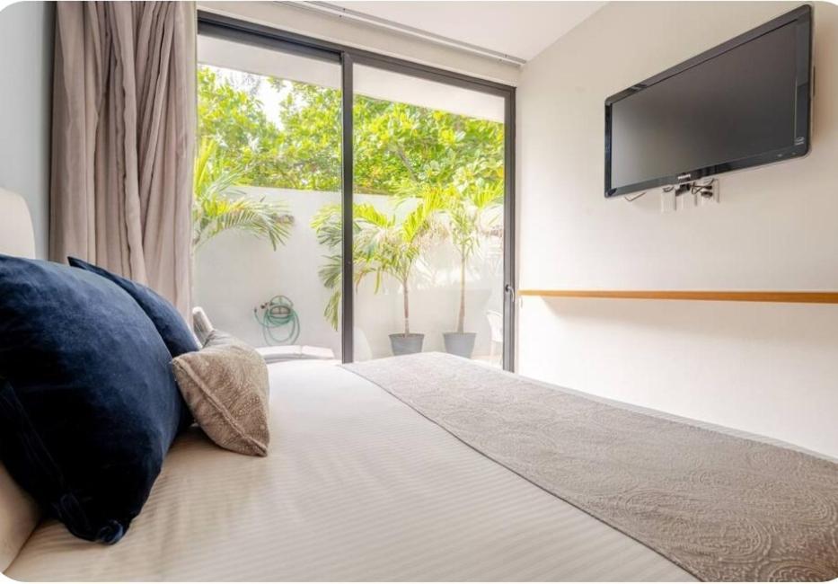 Modern 1 Bedroom Suite By Beach Great Location! Puerto Morelos Buitenkant foto