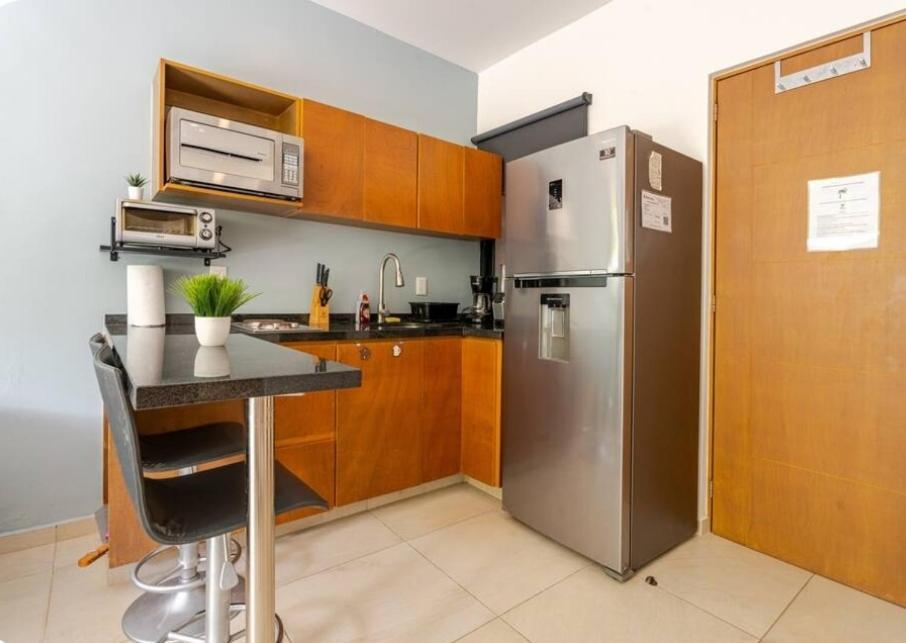 Modern 1 Bedroom Suite By Beach Great Location! Puerto Morelos Buitenkant foto