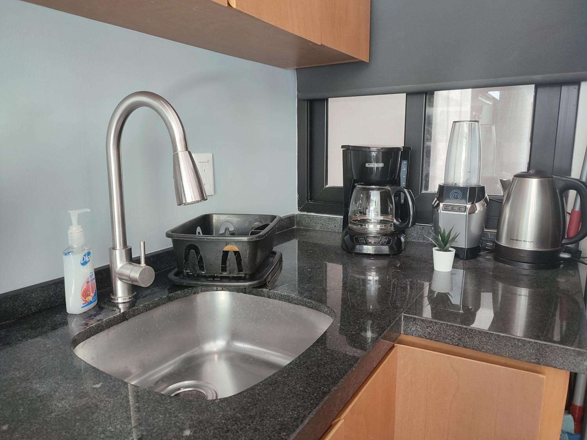 Modern 1 Bedroom Suite By Beach Great Location! Puerto Morelos Buitenkant foto